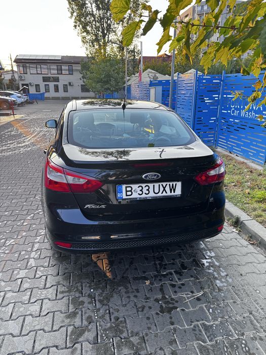 Ford Focus MK3 sedan