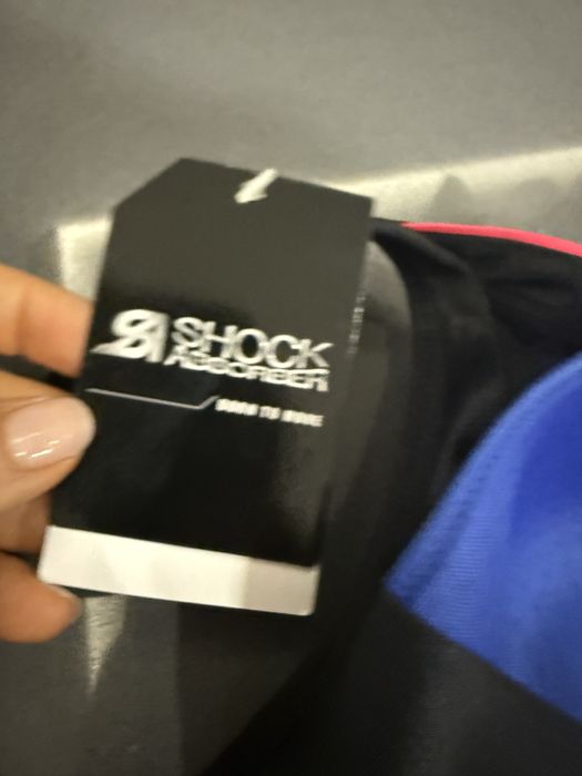 НОВ спортен сутиен Shock Absorber Active Shaped Support, размер 85B – висок клас