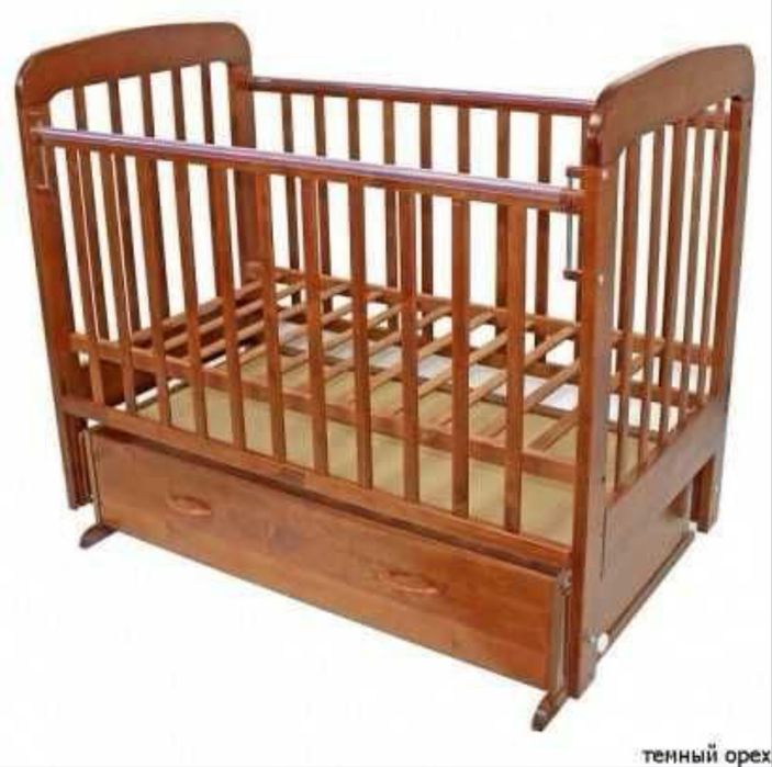 Продам детскую кроватку