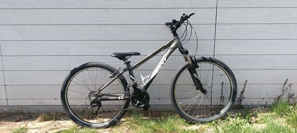 Алуминиев велосипед GIANT Boulder XS 26'