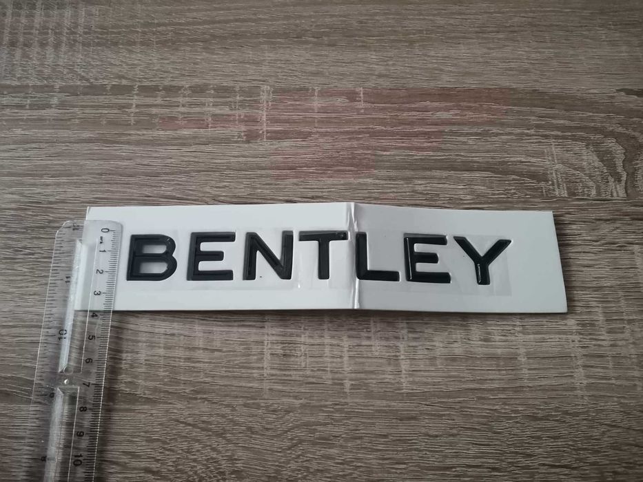 Bentley Бентли черен надпис емблема