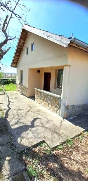 Продава се Къща в Бургас, Център - 60 кв.м за 1125 €/кв.м - Снимка #1