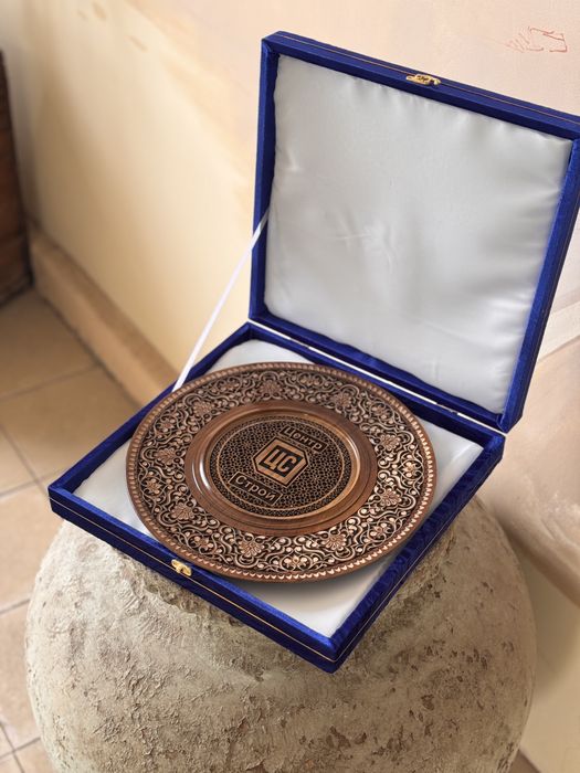 Eksklyuziv yogʻoch lagan