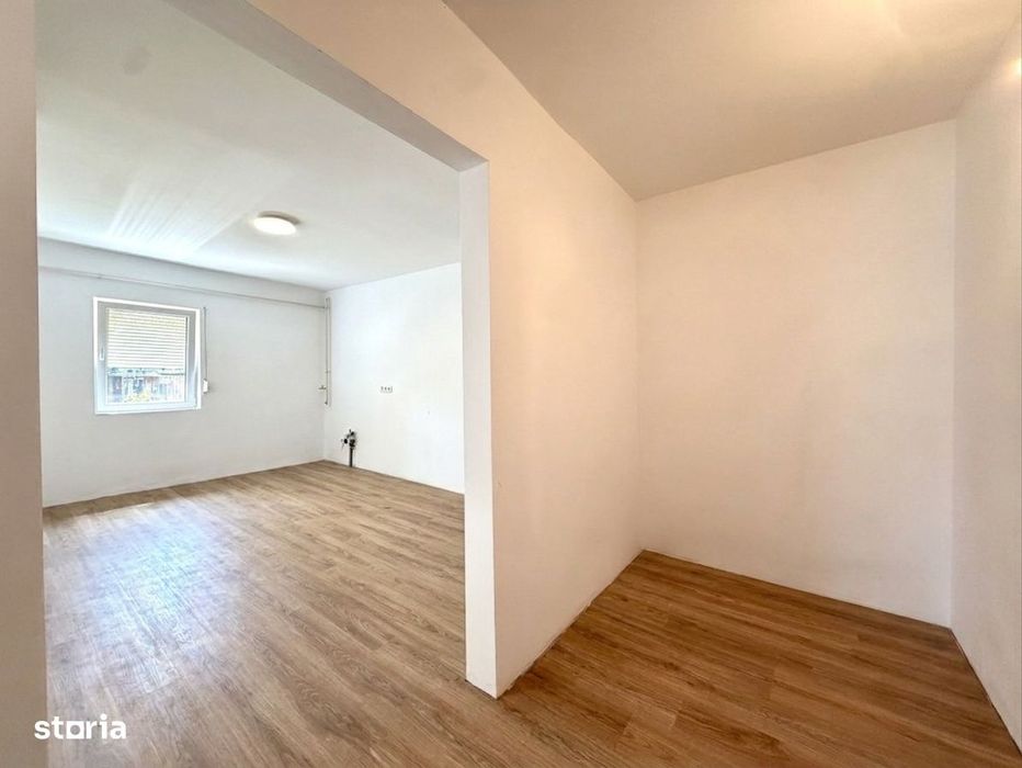 Apartament spatios si renovat, 3 camere, 70 mp utili, parter - Zona Ar