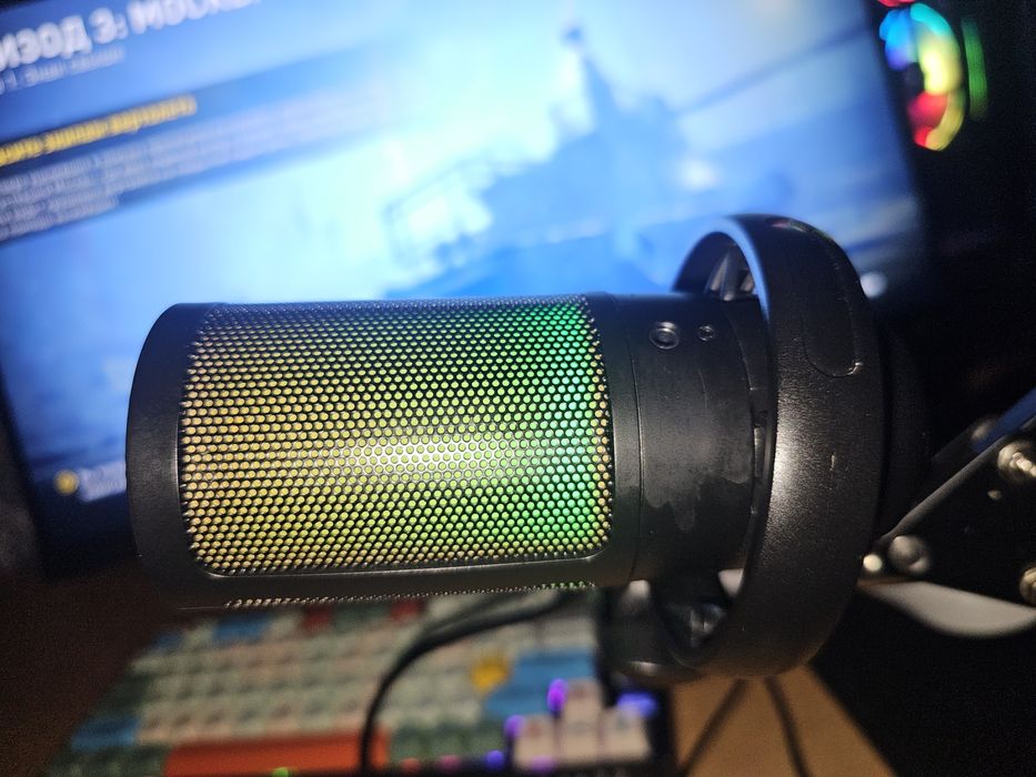 Микрофон продам срочно