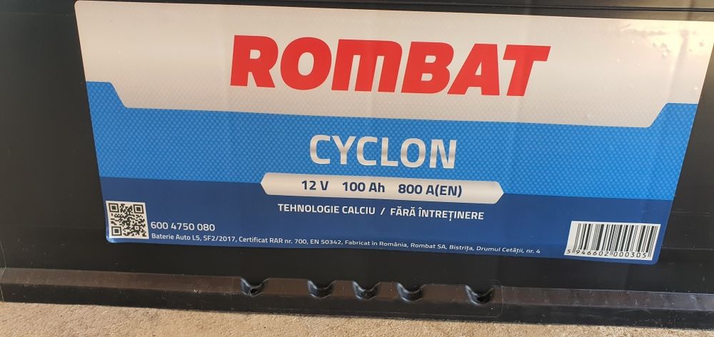 Acumulator 12V/100Ah rombat