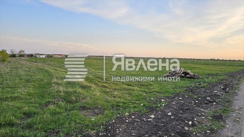 Продава се Земеделски имот в с. Калиманци, Област Варна -  кв.м за 3 €/дка - Снимка #2