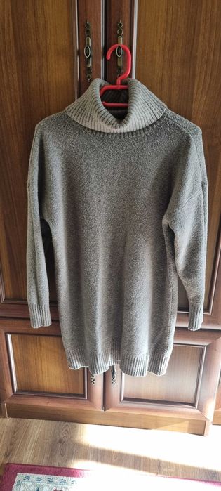Pulover lung din tricot