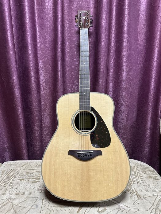 Гитара, Yamaha FG830