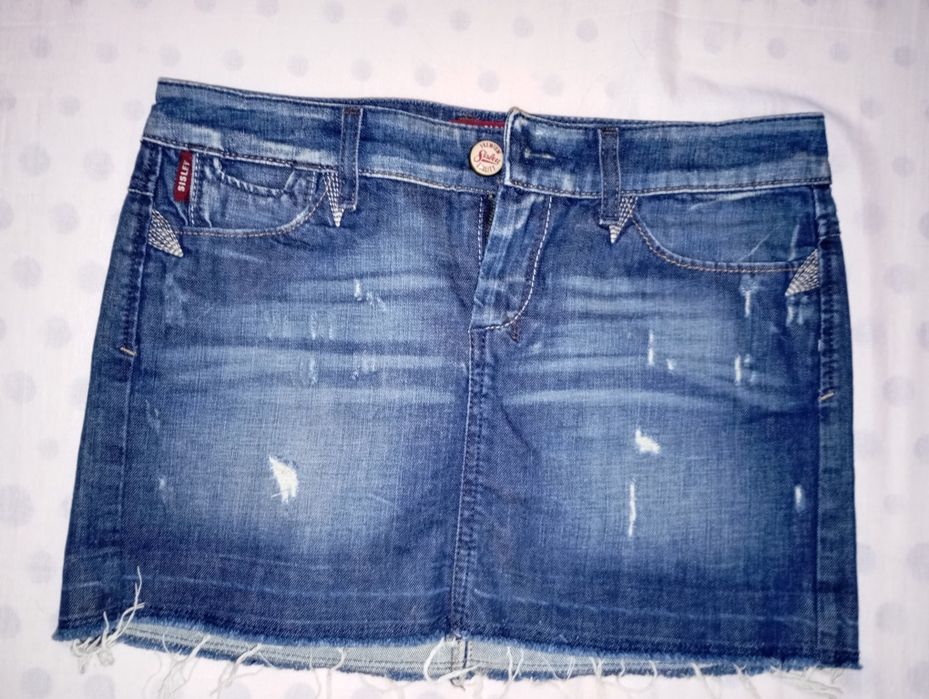 Дамска дънкова пола на марката Sisley