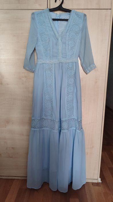 Платье женское нежное