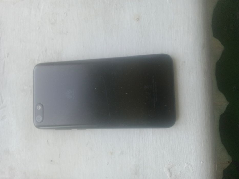 Продам смартфон HUAWEI
