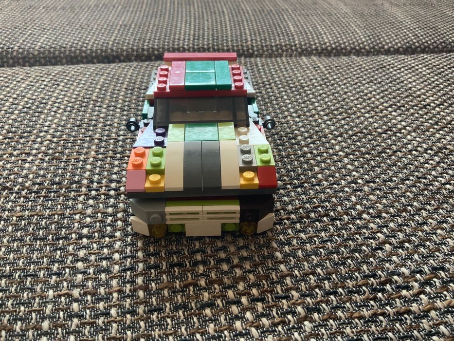 Лего играчка.                   .