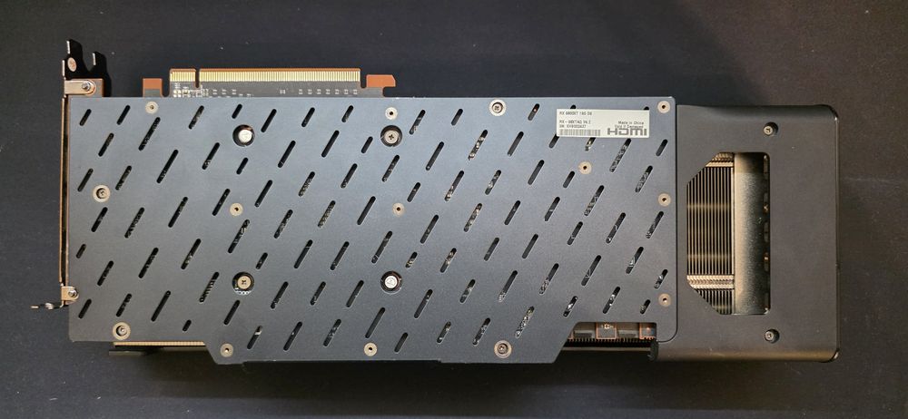 Видеокарта XFX Rx6800xt 16gb в идеальном состоянии. Возможен обмен. До