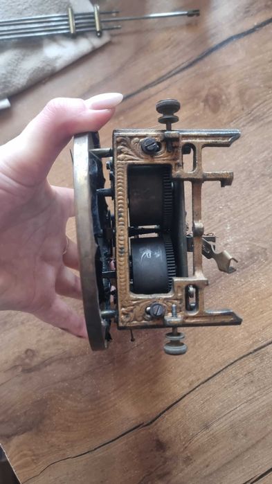 Часы старинные Gustav Becker