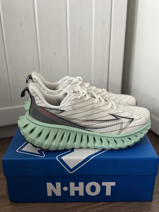 Adidași sport NHOT UNISEX