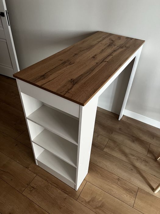 Барный стул и стулья (2 шт)