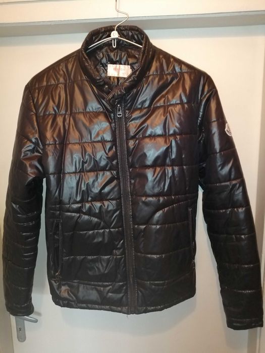 Продавам стилно мъжко яке BENFISH