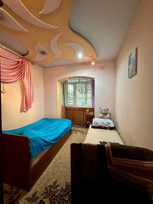 Продаётся 3х ком./1/4 квартира на Юнусобод