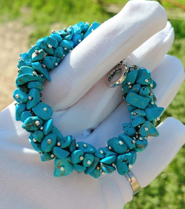 Браслеты из натуральных камней.