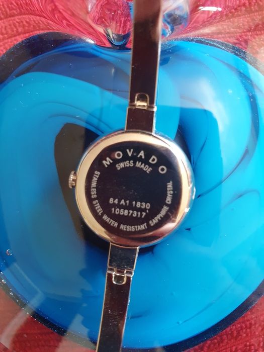 Щвейцарски дамски часовник MOVADO