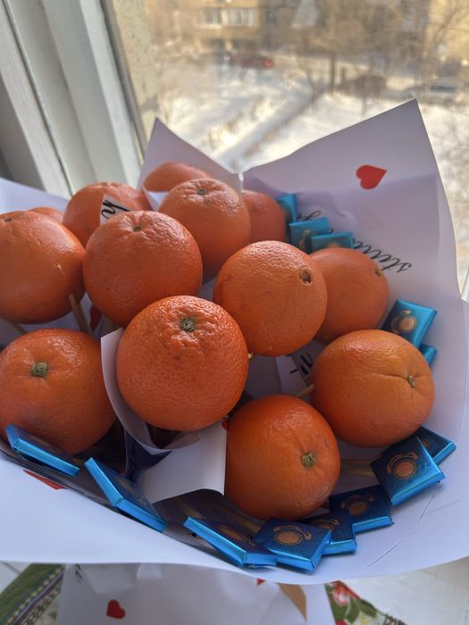 Мандариновый букет с оформлением