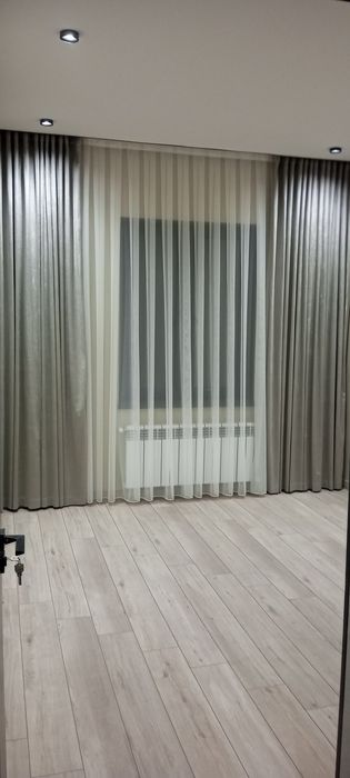 Продам коттеджи в самом центре ориентир за Океаном. Гост.Ро