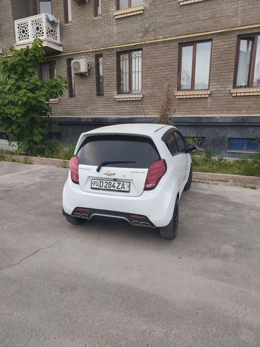 Chevrolet Spark 2011 yil