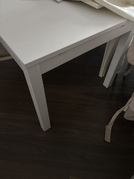 Стульчики деревянные и Стол с ним