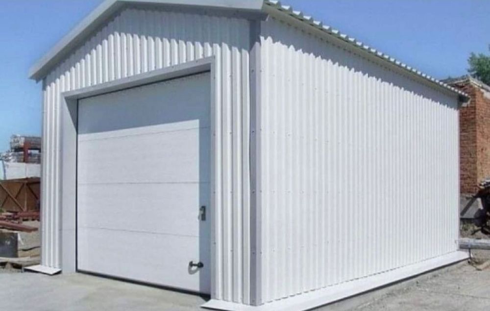 Vând garaj auto pe structură metalică