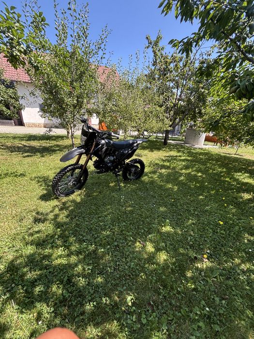 Vand cross 140cc il am de o luna dar nu il prea folosesc