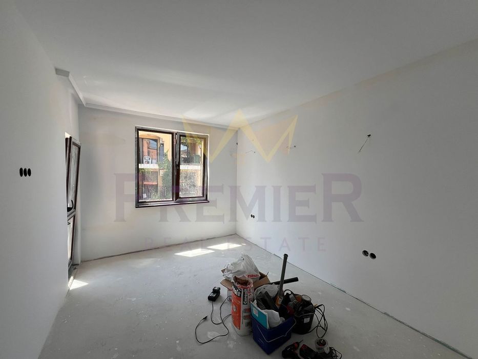 Продава се Четиристаен апартамент в Свети Влас - 92 кв.м за 1555 €/кв.м - Снимка #4