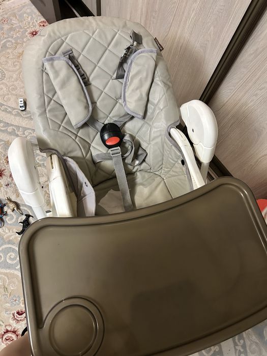 Детский стульчик для кормления