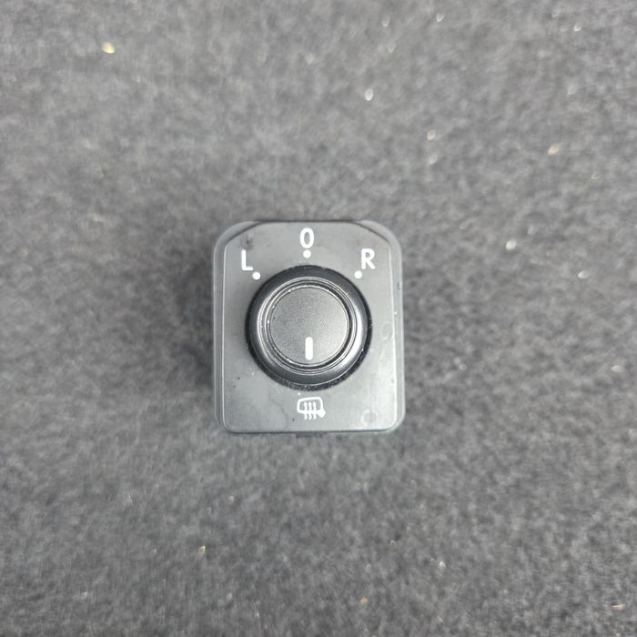 Passat B8/B8.5 - radare Side Assist/ oglinzi/ manere fata