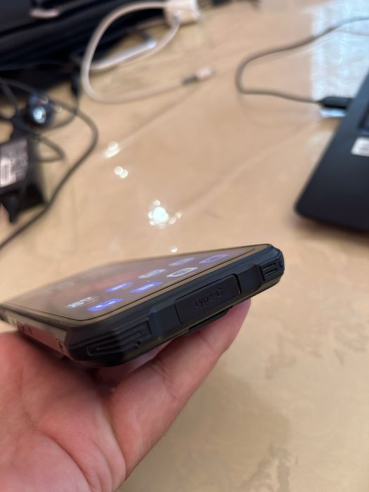 Продам телефон Oukitel Jx7