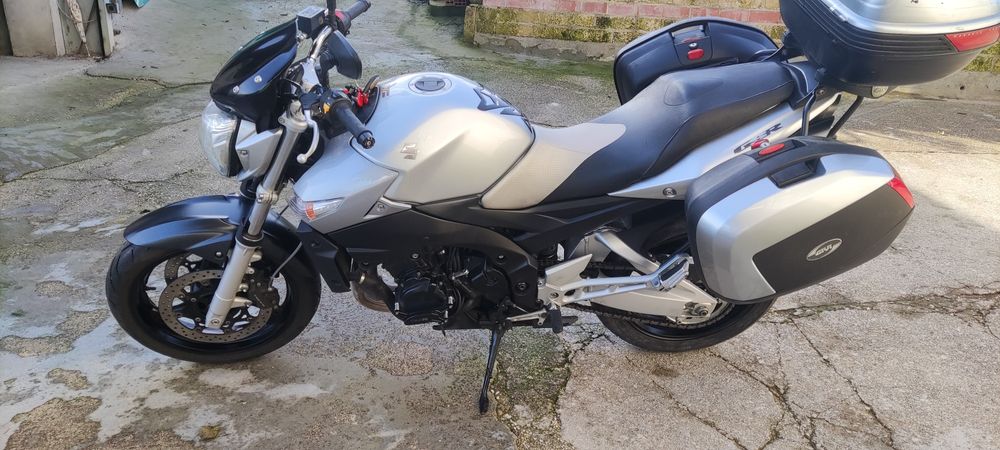 Suzuki GSR 600 2010