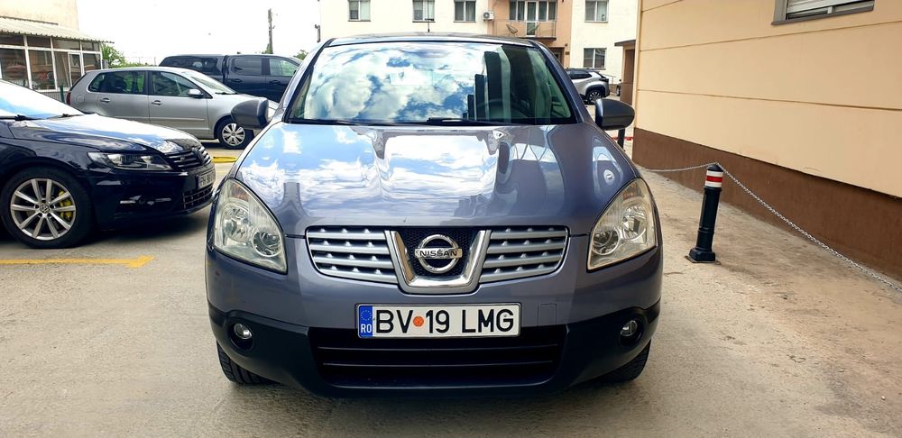 Nissan Qashqai 2.0 benzina 4×4 Aspirat IMPECABILA Proprietar
