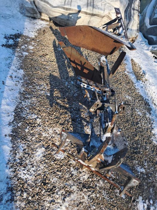 plug  reversibil cu o brazda