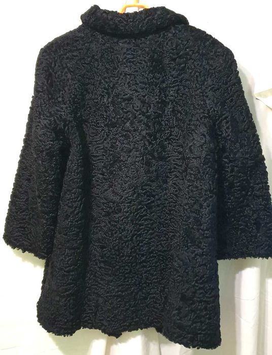 Haina blana astrahan