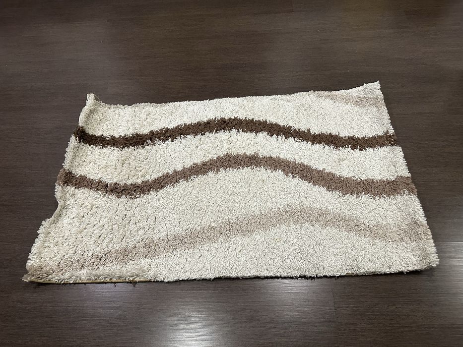 Ковер с длинным ворсом шегги