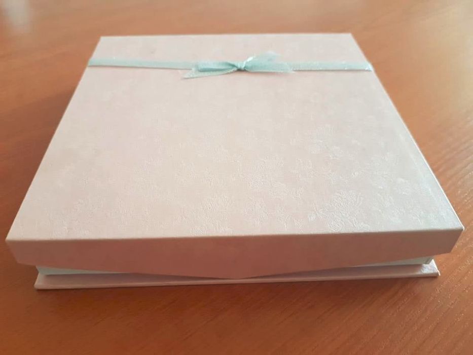 Изтънчени порцеланови лъжички и вилички!