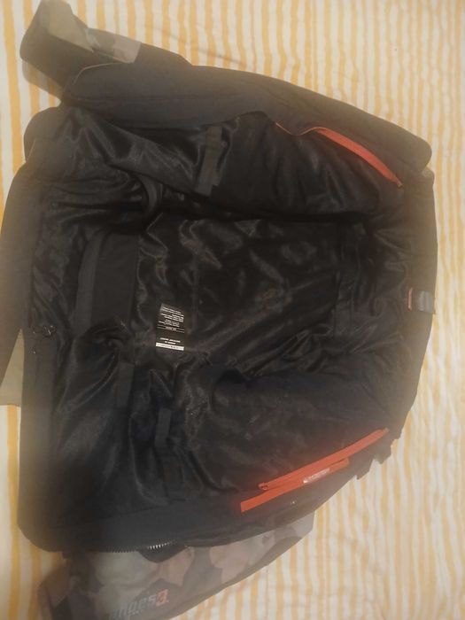 Мото яке Alpinestars
