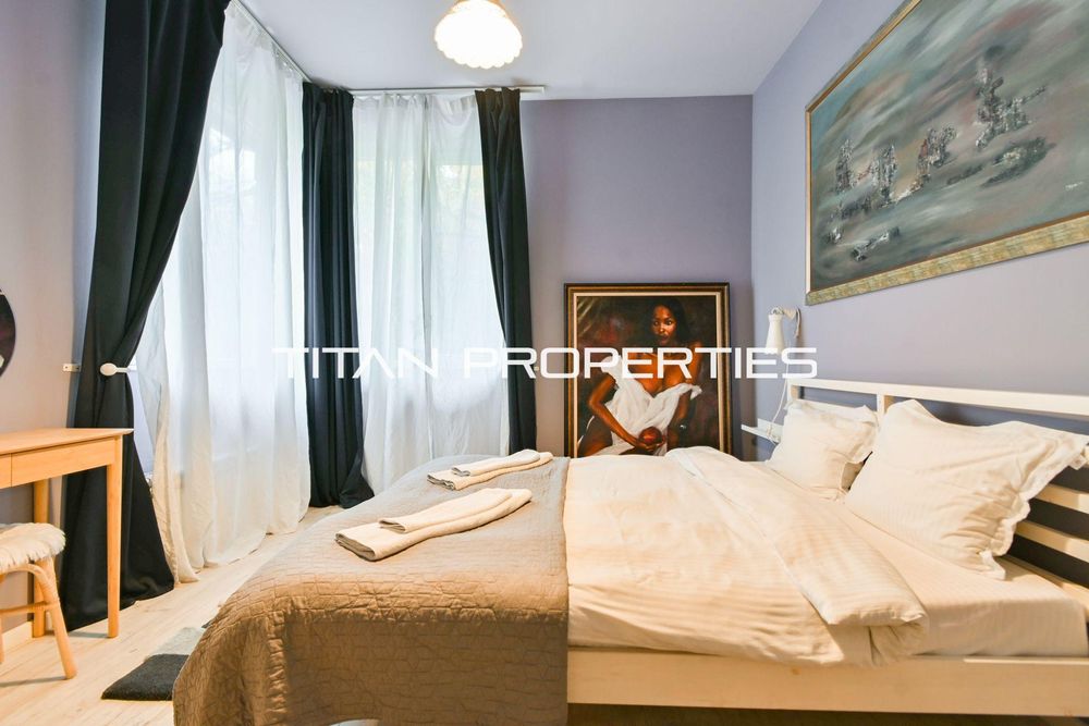 Тристаен, продажба, Център