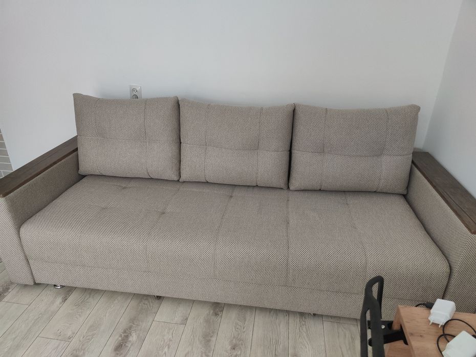 Продам  два дивана