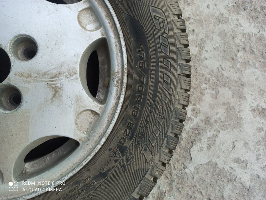 продам резину 13размер