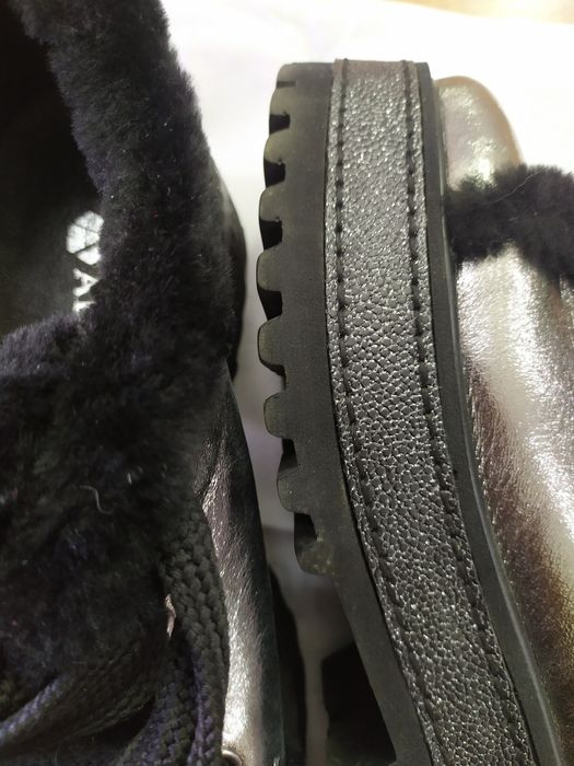 Продаю стильные новые боты