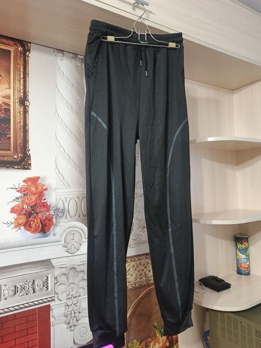 Продам Новые шорты