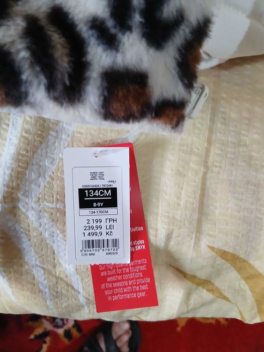 Geaca noua toamnă - iarna pentru fete mărimea 134 cm vârsta 9 - 11 ani