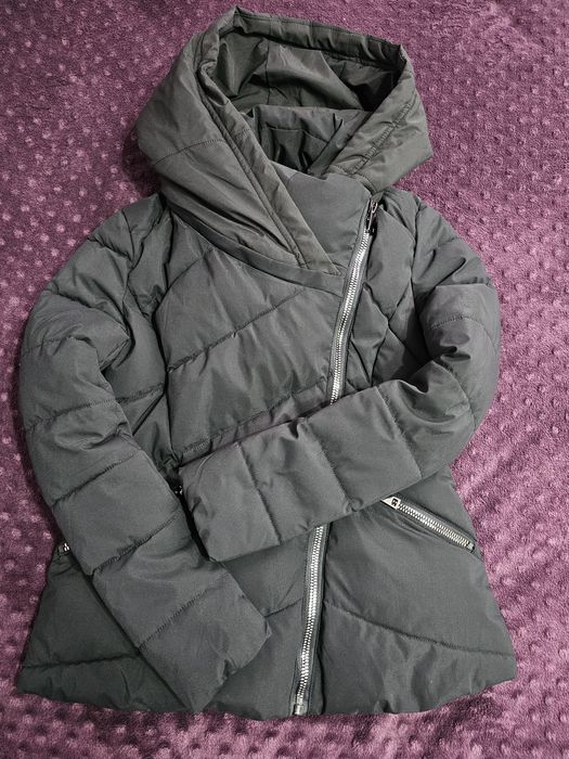 Дамско зимно яке