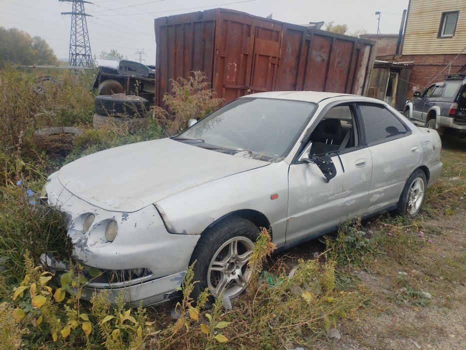 Продам Хонду интегру